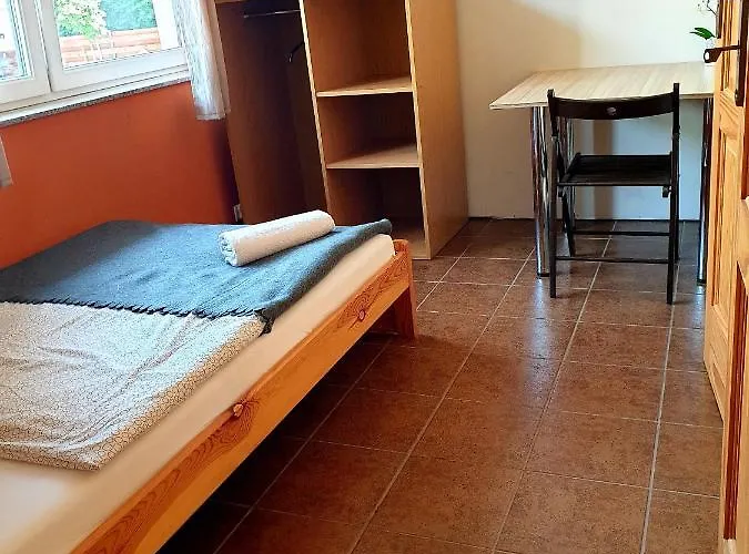 汽车旅馆 布米兰楼旅馆