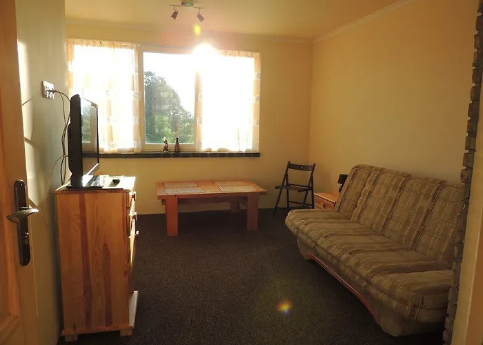 汽车旅馆 布米兰楼旅馆 *